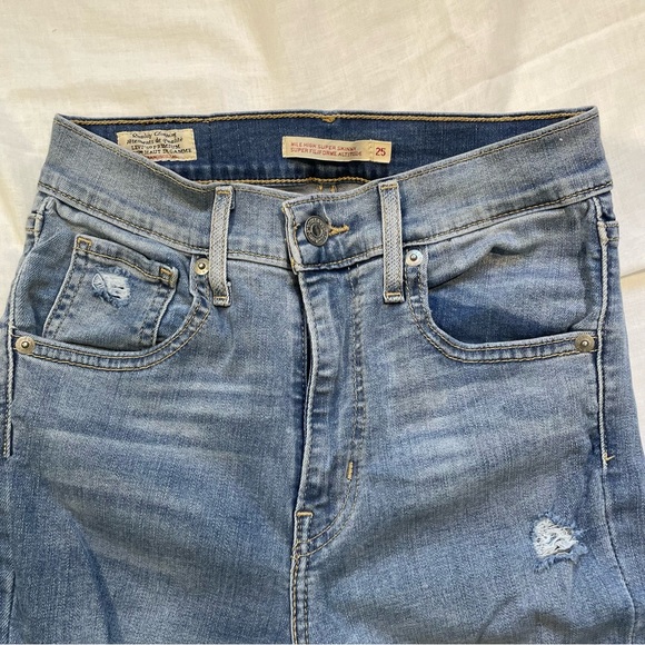 Distressed Levi’s Premium Mile High Super Skinny Jeans w25 - Picture 2 of 6